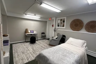 185 W State St #2