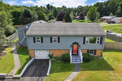 223 Reed Rd 1