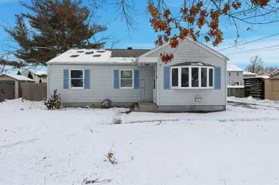 130 Spear Rd