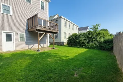 46 Wellington Street #1