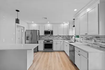 48 Lansing Rd 1