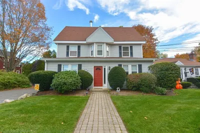 36 Cottage Street #3 1