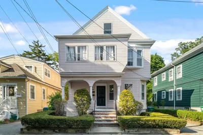 44 Greenleaf Ave #1