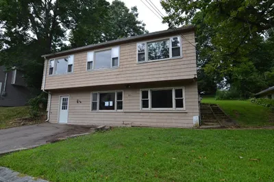 60 Freeman St