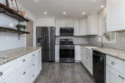 61 Maplewood Dr 1