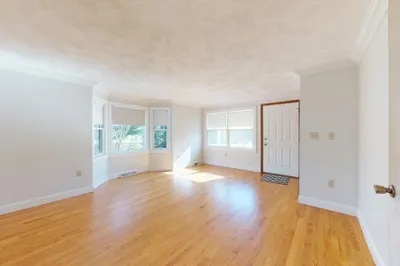 16 Evergreen Cir #16 1
