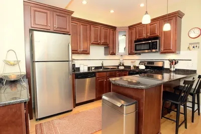 21 Oak St ##1