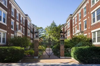 4 Bradford Terrace #4