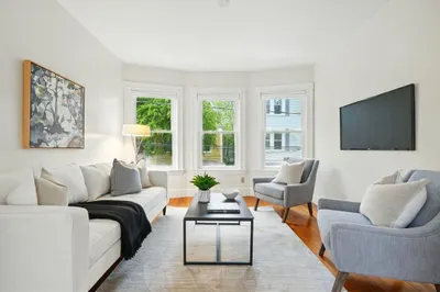 65 Eustis St #2