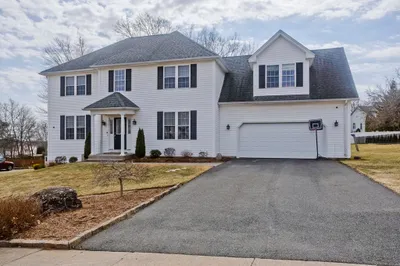 109 Wagon Wheel Dr 1