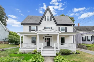 101 Montvale Ave 1