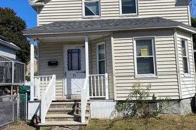 11 Jacques St