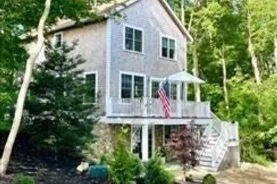 82 Skiff Ave 1