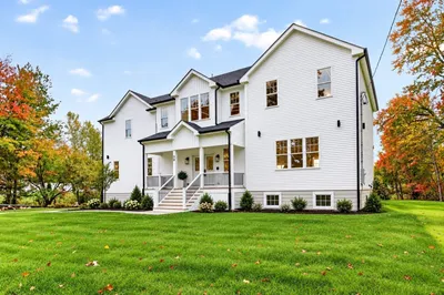 30 Mill St 1