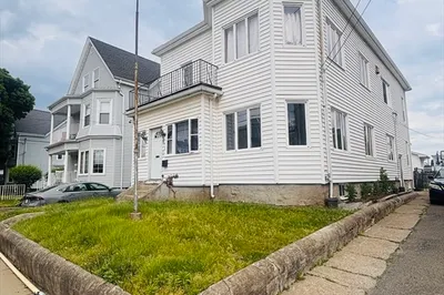 817 Broadway 1