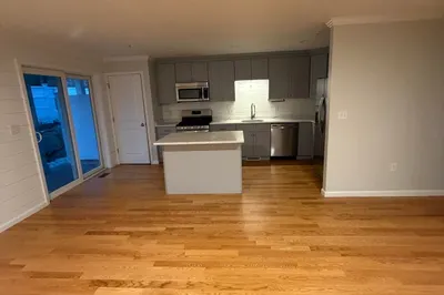 138 Elm St #43 1