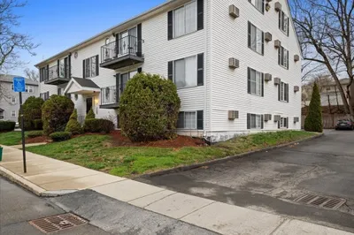 155 Hamilton St #3