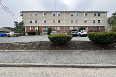 25 Rockland St #8 1