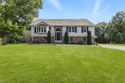 162 Honey Pot Rd 1