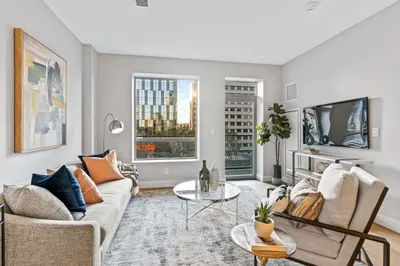 100 Shawmut Ave #612
