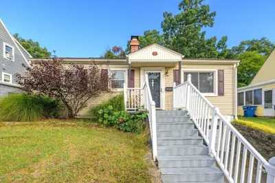 66 Hillside Ave 1