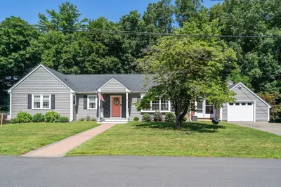 12 Merritt Ave 1