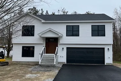 135 Barrett Ave 1