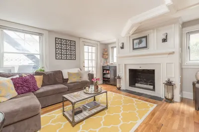 41 Pinckney Street #B 1