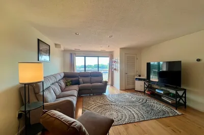 3920 Mystic Valley Pkwy #402 1