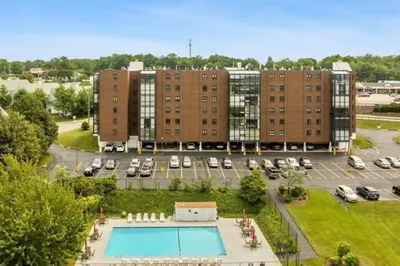 4234 North Main Street #101 1