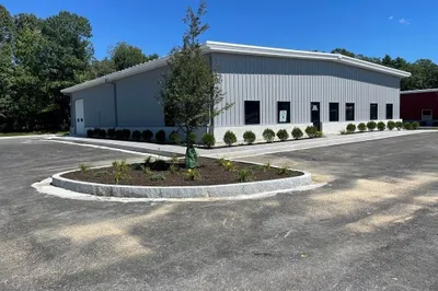 66 Airport Blvd #5 1