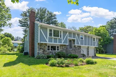 241 Worthen Rd E Rd 1