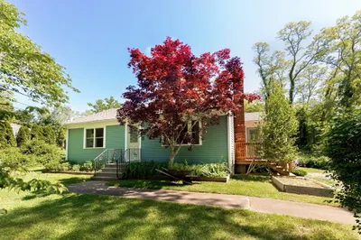 200 Hay Rd 1