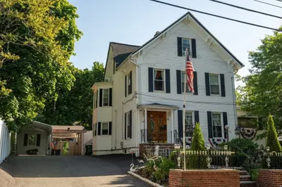 33 Water St 1