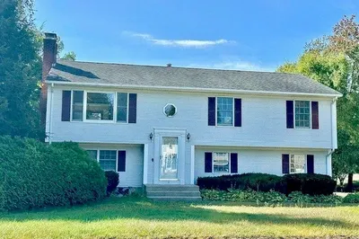 8 Independence Rd