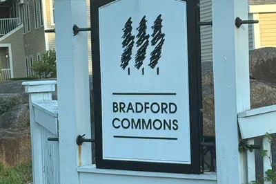 105 Bradford Commons Ln #105 1