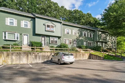 10 Apple Ridge Road #4