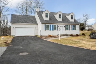 6 Juniper Wood Drive 1