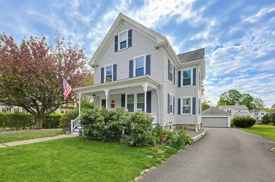 24 Riverside Pl