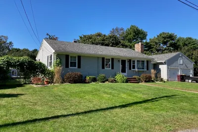 17 Brookside Dr 1