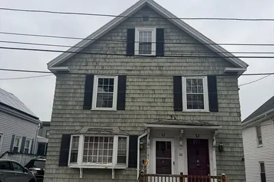 82 Flint St