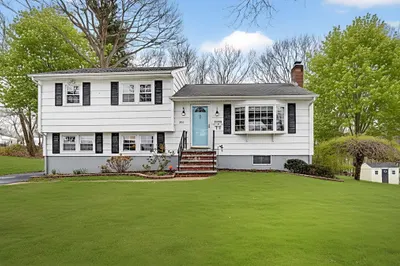 283 Ridgewood Drive