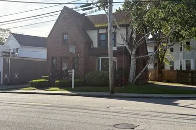 394 South Main St 1