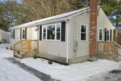 75 Sandrah Dr