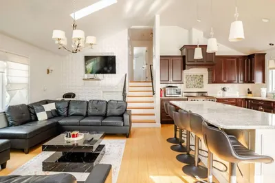 115 Lynnway 1