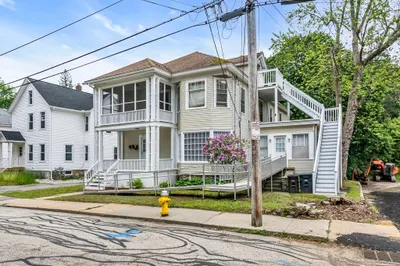 213 Marcy St 1