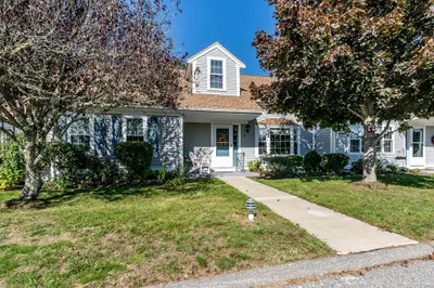 1 Melville Ct #B 1