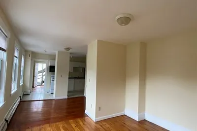 95 Moore St #2