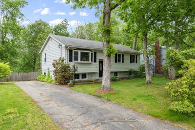 13 Karen Cir 1