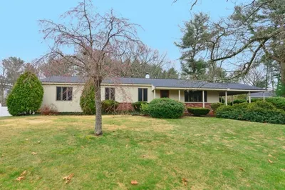 209 Kelley Blvd 1